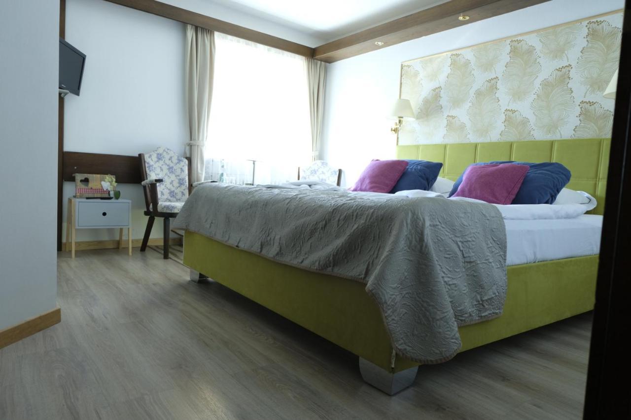 Hotel-Restaurant Zum Hirschhaus Inklusiv Chiemgaukarte Ruhpolding Ngoại thất bức ảnh