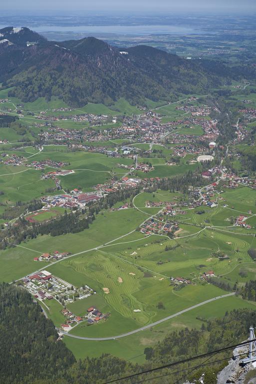 Hotel-Restaurant Zum Hirschhaus Inklusiv Chiemgaukarte Ruhpolding Ngoại thất bức ảnh