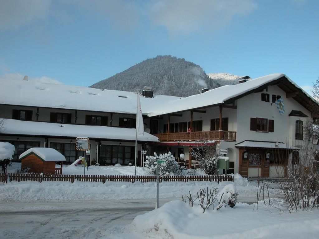 Hotel-Restaurant Zum Hirschhaus Inklusiv Chiemgaukarte Ruhpolding Ngoại thất bức ảnh