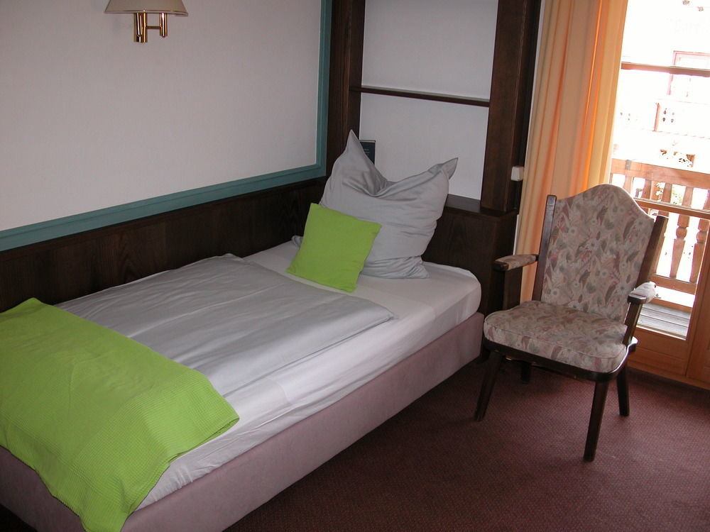 Hotel-Restaurant Zum Hirschhaus Inklusiv Chiemgaukarte Ruhpolding Ngoại thất bức ảnh